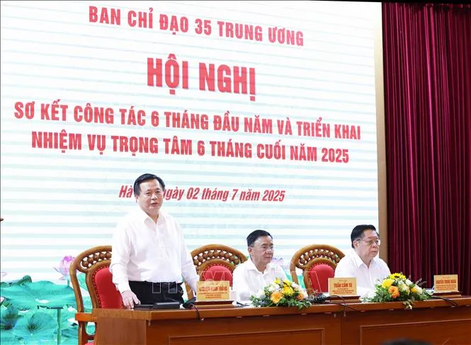 Đẩy mạnh đấu tranh với thông tin sai sự thật - Ảnh 1.