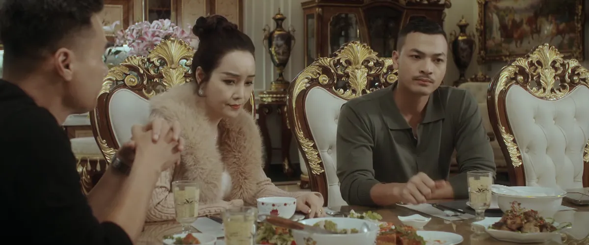 Mặt trời lạnh - Tập 14: Sơn Dương v&agrave; Lam Anh 'cảm nắng'- Ảnh 3.