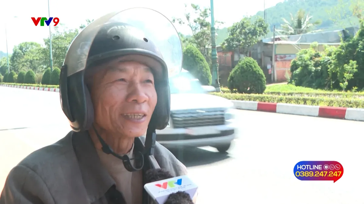 0307-PNHN.-binh dinh- Nguy hiểm khi băng ngang qua cao tốc Liên Khương – Prenn.jpg