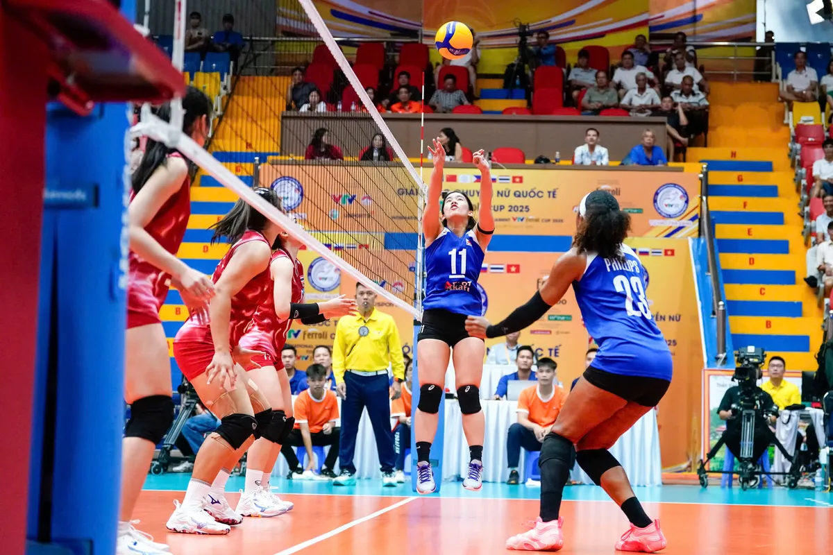 Đánh bại U21 Thái Lan, tuyển Philippines gặp Korabelka ở bán kết VTV Ferroli Cup 2025
- Ảnh 2.