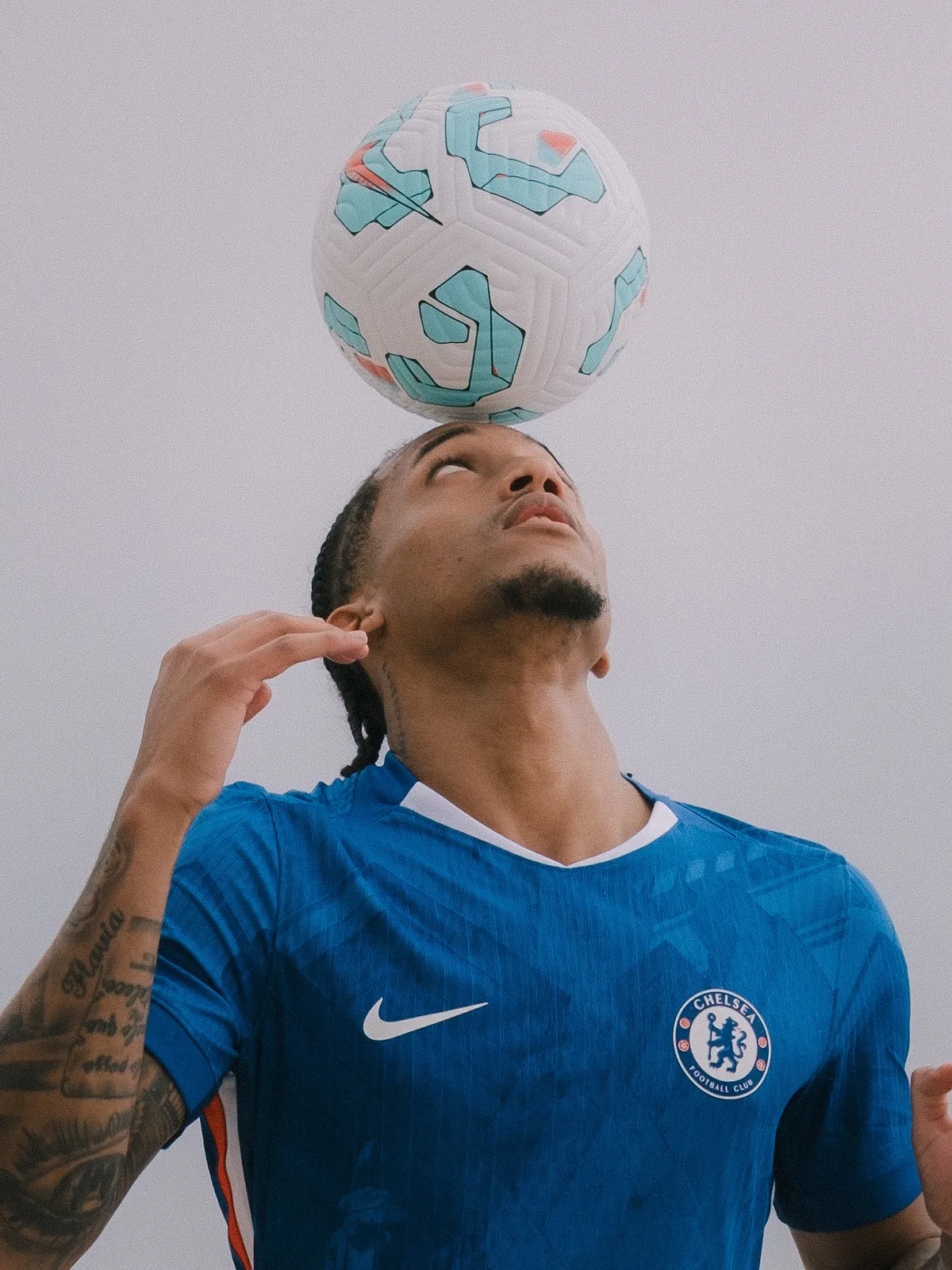 Chelsea c&ocirc;ng bố bản hợp đồng 60 triệu bảng với Jo&atilde;o Pedro- Ảnh 3.
