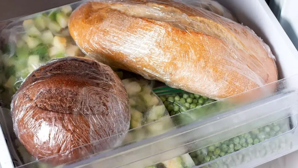 Bánh mì đông lạnh có giúp tránh béo phì không?- Ảnh 1. Bánh mì đông lạnh có giúp tránh béo phì không?- Ảnh 1.