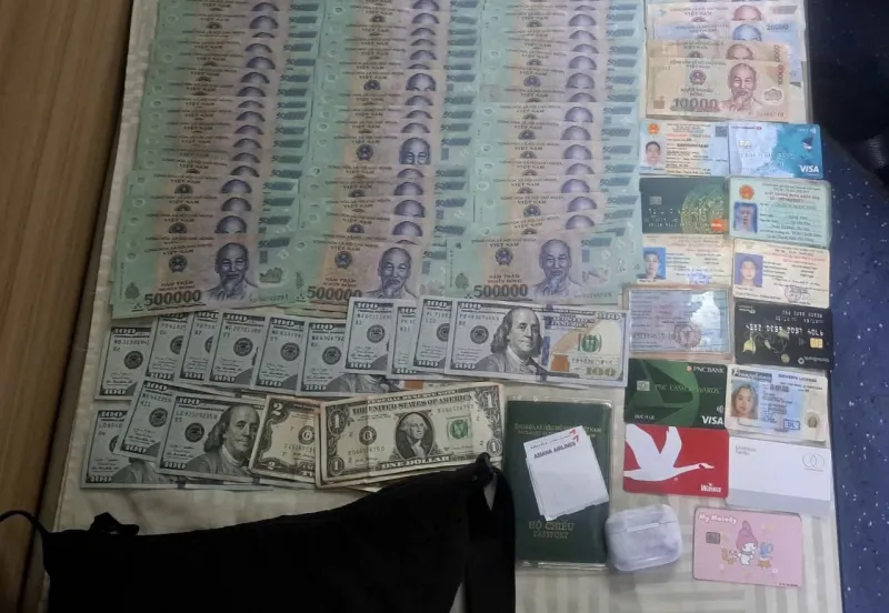 Hơn 100 trường hợp hành khách đi tàu được trả lại tài sản bỏ quên- Ảnh 1. Hơn 100 trường hợp hành khách đi tàu được trả lại tài sản bỏ quên- Ảnh 1.