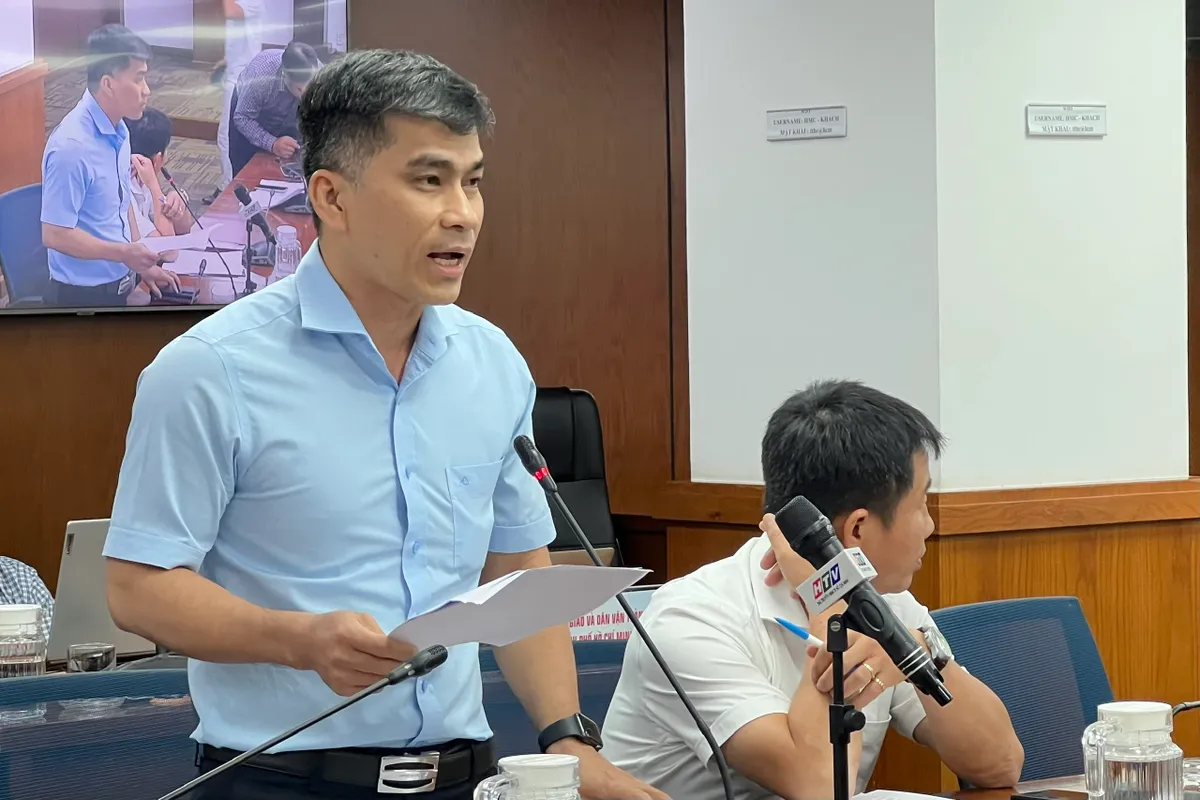 TP Hồ Chí Minh: Xem xét phạm vi hoạt động cho xe điện 4 bánh chở khách du lịch- Ảnh 1. TP Hồ Chí Minh: Xem xét phạm vi hoạt động cho xe điện 4 bánh chở khách du lịch- Ảnh 1.