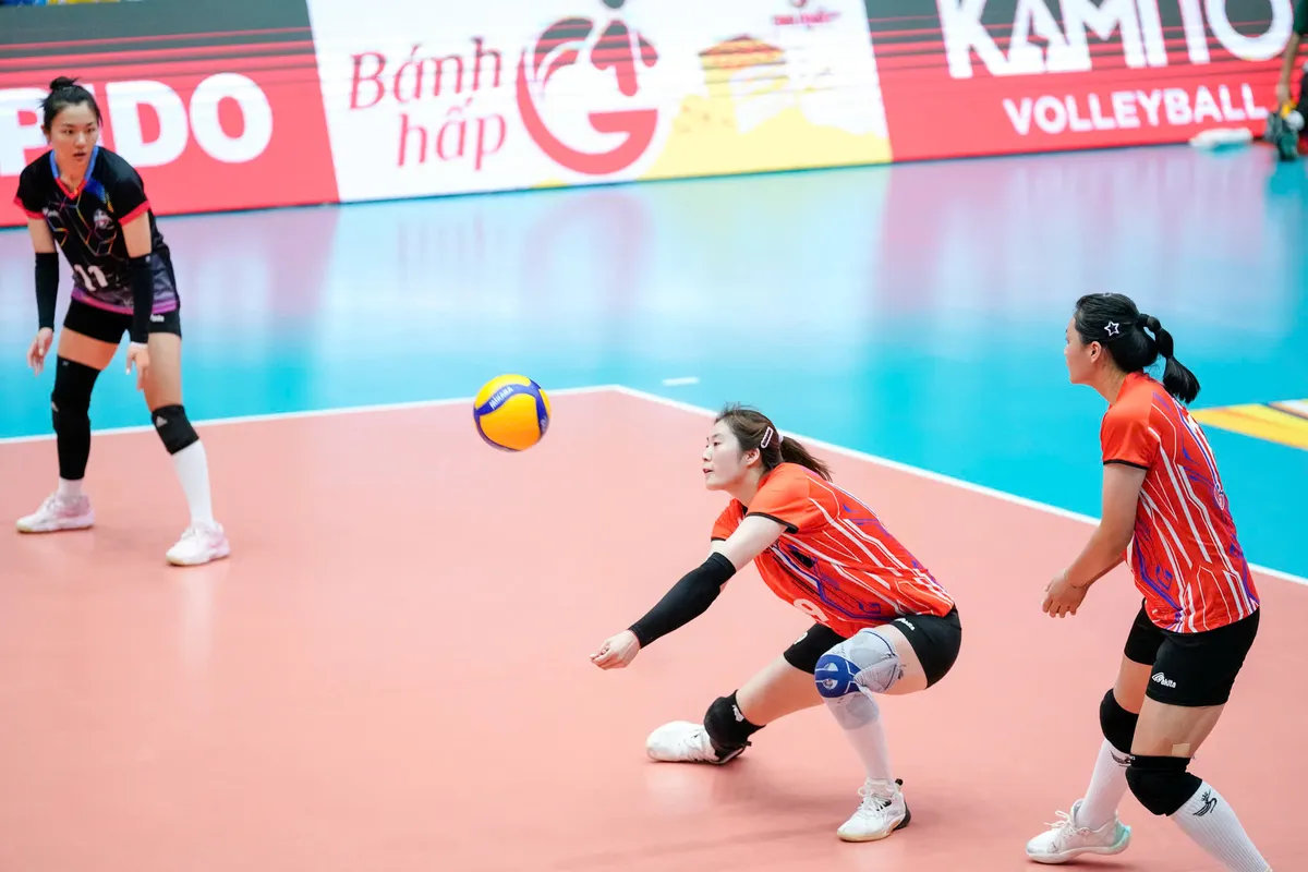 Đ&aacute;nh bại Tứ Xuy&ecirc;n (Trung Quốc), U21 Việt Nam gặp U21 Th&aacute;i Lan trận tranh hạng 5 VTV Ferroli Cup 2025

- Ảnh 2.