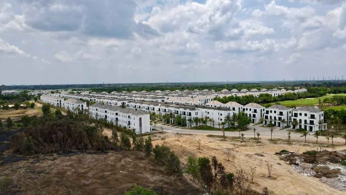 TP Hồ Chí Minh: Đề xuất miễn giấy phép xây dựng trên toàn đại bàn mới- Ảnh 1. TP Hồ Chí Minh: Đề xuất miễn giấy phép xây dựng trên toàn đại bàn mới- Ảnh 1.