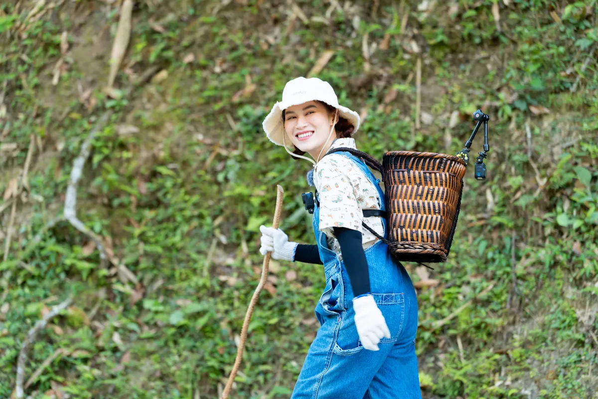 Tư Tâm của Gia đình Haha vào vai nữ chiến sĩ tình báo trong phim truyền hình mới - Ảnh 2.