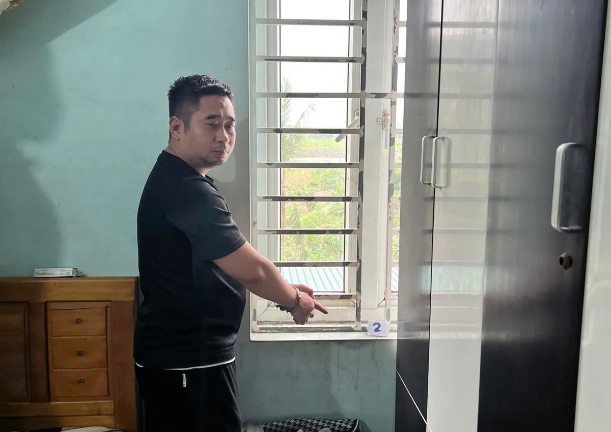 Triệt phá ổ nhóm ma túy, thu giữ 2 khẩu súng quân dụng - Ảnh 1.