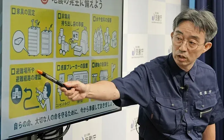 Ông Ayataka Ebita - viên chức Cơ quan Khí tượng Nhật Bản. (Ảnh: KYODO NEWS) Ông Ayataka Ebita - viên chức Cơ quan Khí tượng Nhật Bản. (Ảnh: KYODO NEWS)