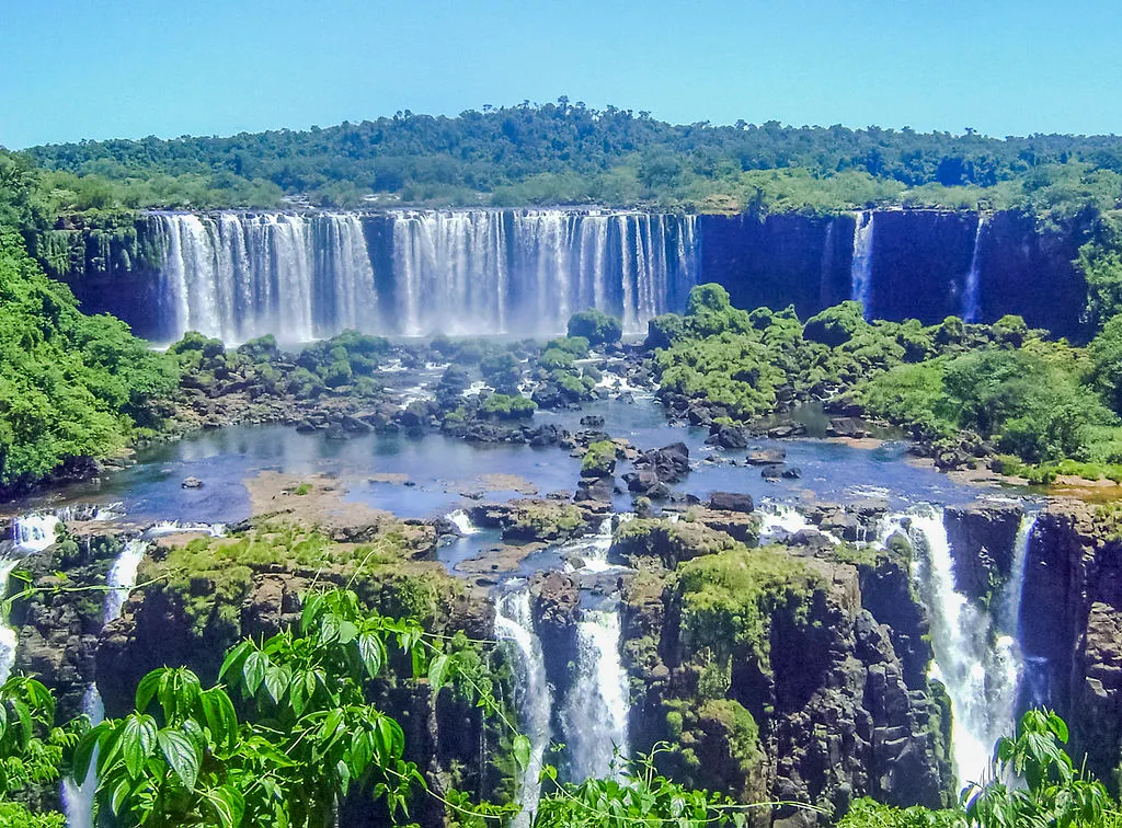 Th&aacute;c Iguazu - Kỳ quan thi&ecirc;n nhi&ecirc;n kỳ vĩ giữa l&ograve;ng Nam Mỹ - Ảnh 1.