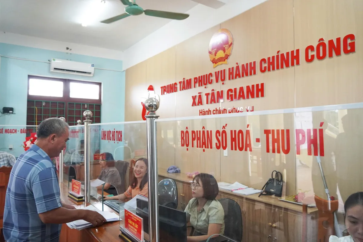 Nhanh chóng thích nghi mô hình chính quyền địa phương hai cấp- Ảnh 2. Nhanh chóng thích nghi mô hình chính quyền địa phương hai cấp- Ảnh 2.