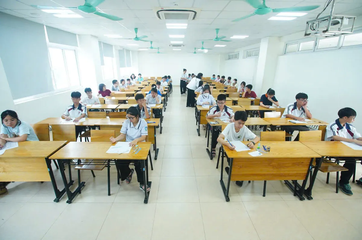 Áp dụng AI hỗ trợ chấm thi, chọn ra 354 giải tại VCK Đấu trường Toán học châu Á 2025 - Ảnh 5.