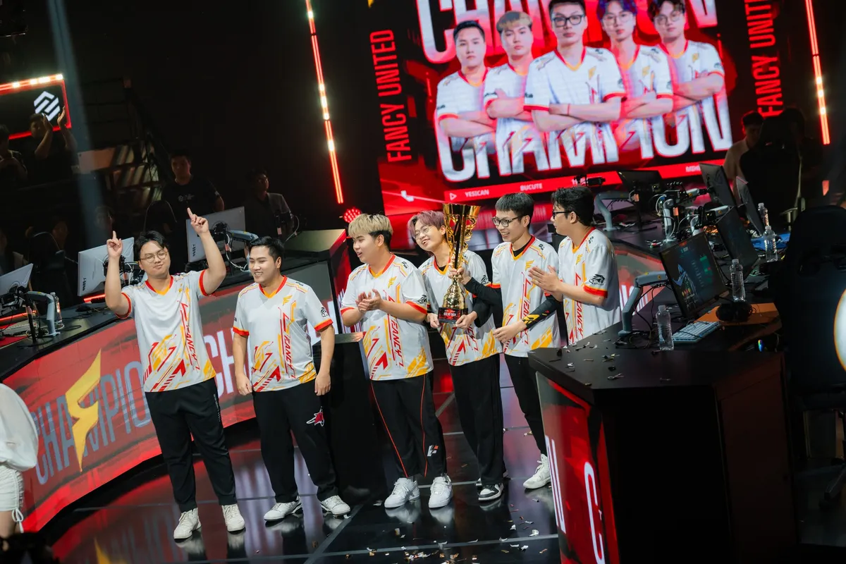 Fancy United Esports l&ecirc;n ng&ocirc;i tại s&acirc;n khấu ON LAN đầu ti&ecirc;n của ON Live VALORANT Series

- Ảnh 1.