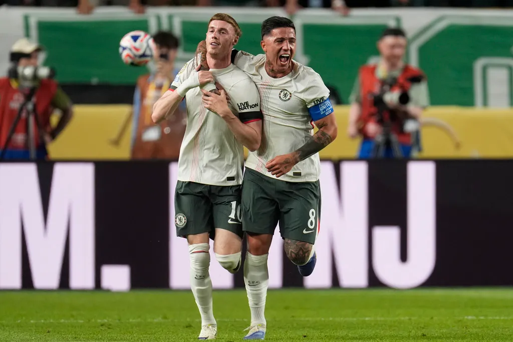 FIFA giảm giá vé trận bán kết giữa Chelsea và Fluminense
- Ảnh 1.