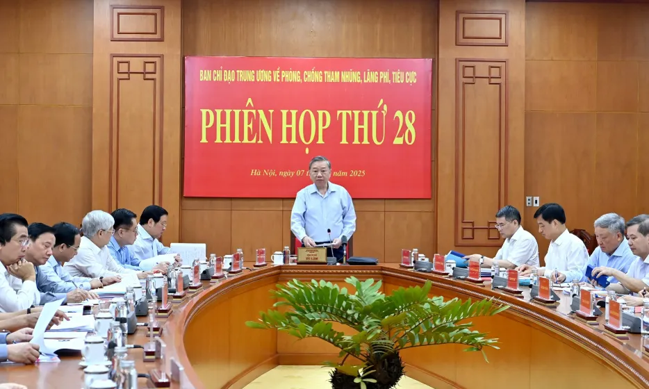 Tổng Bí thư chủ trì Phiên họp Ban Chỉ đạo Trung ương về phòng, chống tham nhũng, lãng phí, tiêu cực
- Ảnh 1. Tổng Bí thư chủ trì Phiên họp Ban Chỉ đạo Trung ương về phòng, chống tham nhũng, lãng phí, tiêu cực
- Ảnh 1.