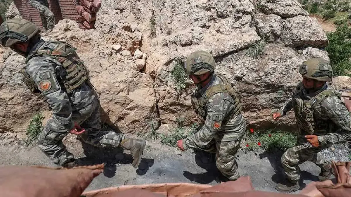 12 binh sĩ Thổ Nhĩ Kỳ thiệt mạng do khí methane trong hang động ở Iraq- Ảnh 1. 12 binh sĩ Thổ Nhĩ Kỳ thiệt mạng do khí methane trong hang động ở Iraq- Ảnh 1.