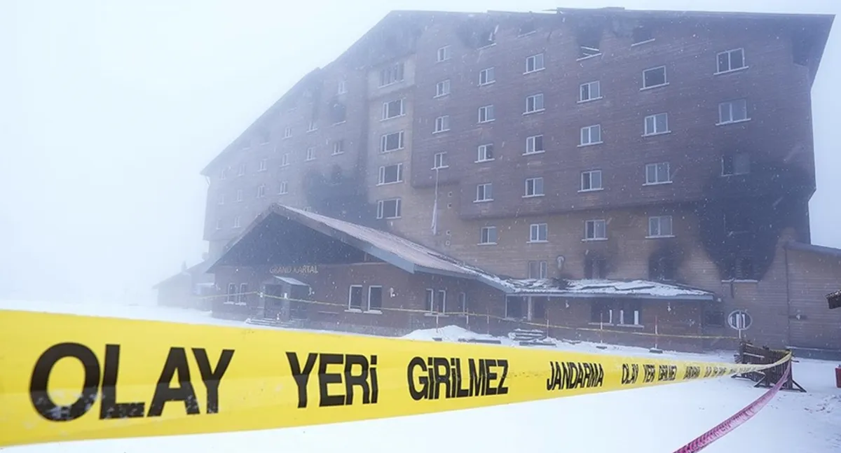 Xét xử hàng chục bị cáo trong vụ cháy khách sạn tại Thổ Nhĩ Kỳ - Ảnh 1.