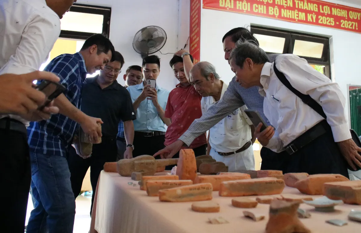 Lần khai quật thứ hai hé mở thêm diện mạo của Tháp đôi Liễu Cốc- Ảnh 2.