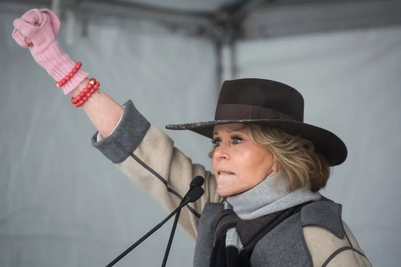 Jane Fonda 87 tuổi vẫn chưa thấy mình già - Ảnh 2.