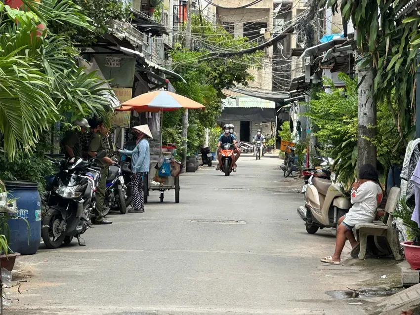 Nam sinh vi&ecirc;n tử vong bất thường trong ph&ograve;ng trọ ở TP Hồ Ch&iacute; Minh - Ảnh 1.