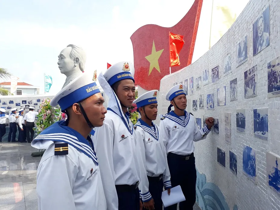 Lá chắn thép nơi đầu sóng giữ vững Trường Sa - Ảnh 3.