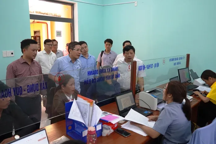 Đ&agrave; Nẵng lập c&aacute;c tổ ứng cứu c&ocirc;ng nghệ, ứng dụng AI hỗ trợ người d&acirc;n ở địa b&agrave;n v&ugrave;ng n&uacute;i.webp