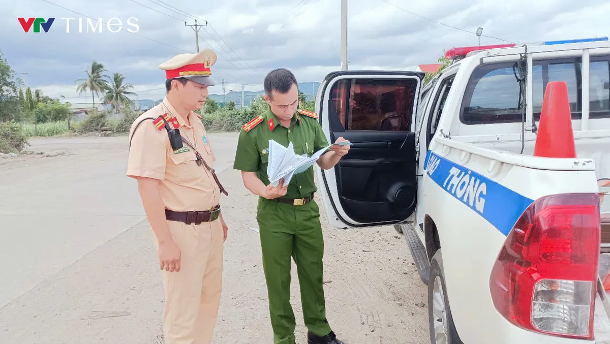 Đắk Lắk ra qu&acirc;n xử l&yacute; xe qu&aacute; tải: Kh&ocirc;ng c&oacute; v&ugrave;ng cấm, kh&ocirc;ng c&oacute; ngoại lệ  - Ảnh 3.