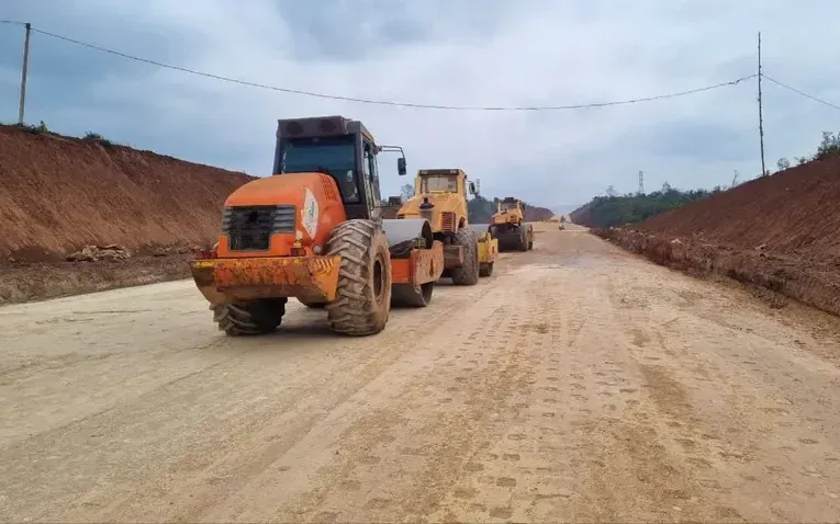 Một đoạn thuộc dự án cao tốc Khánh Hòa - Buôn Ma Thuột. (Ảnh: PLO) Một đoạn thuộc dự án cao tốc Khánh Hòa - Buôn Ma Thuột. (Ảnh: PLO)