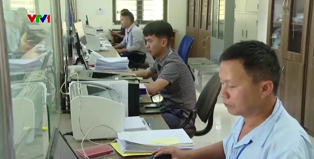 Xóa khoảng cách bản xa trung tâm sau sáp nhập - Ảnh 2.