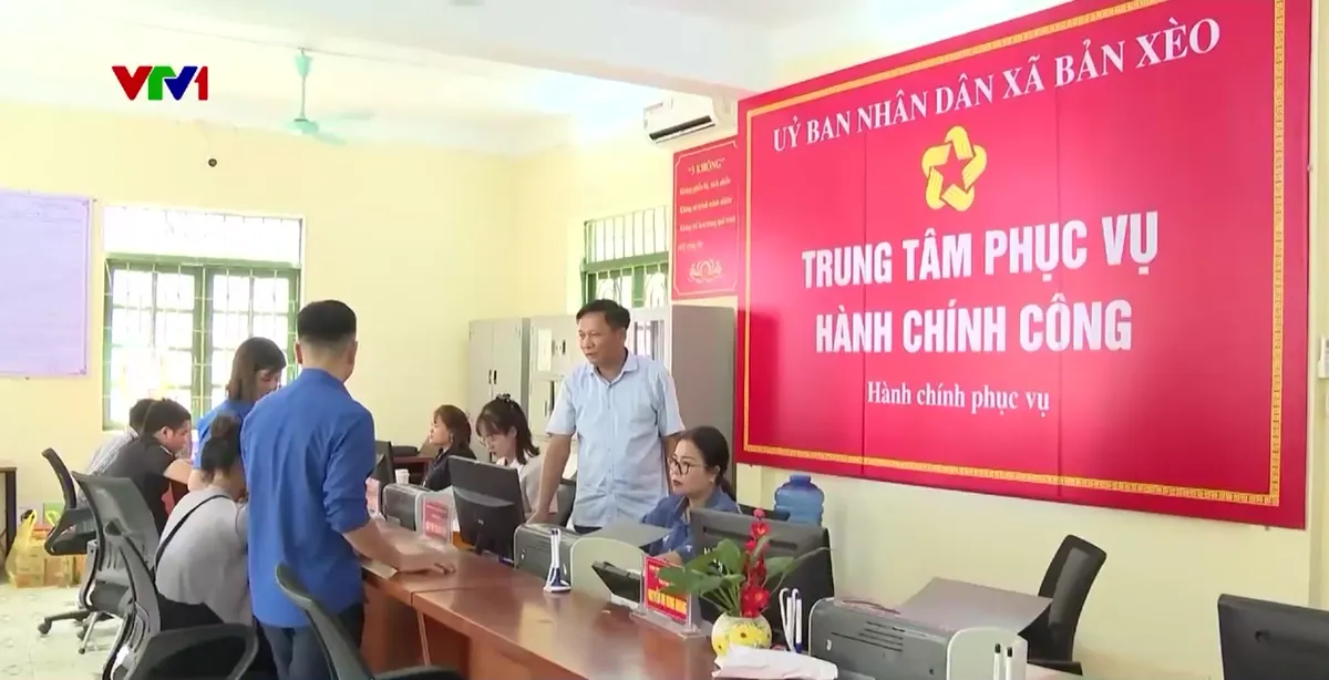 Hỗ trợ người dân xử lý thủ tục hành chính - Ảnh 3.