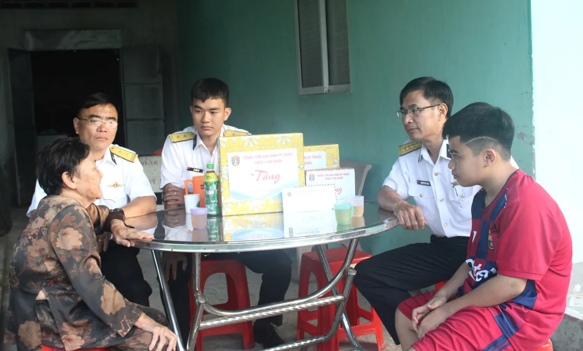 Hiệu quả từ Mô hình "1000 đồng nâng bước con ngư dân đến trường"- Ảnh 4.