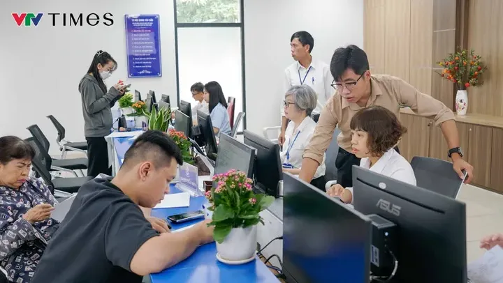 Chính phủ quy định 4 mức độ dịch vụ công trực tuyến chủ động - Ảnh 1.