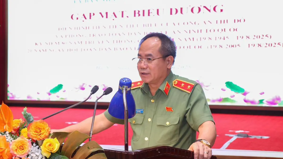 Hà Nội gặp mặt, biểu dương các điển hình tiên tiến trong lực lượng Công an Thủ đô- Ảnh 4. Hà Nội gặp mặt, biểu dương các điển hình tiên tiến trong lực lượng Công an Thủ đô- Ảnh 4.