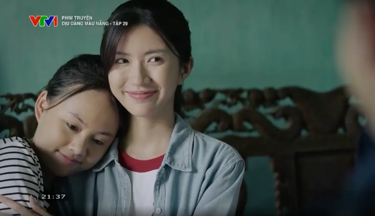 “Dịu dàng màu nắng” - Tập 29: Xuân không muốn để Mai bỏ học, Phong ra tay giúp đỡ- Ảnh 4. “Dịu dàng màu nắng” - Tập 29: Xuân không muốn để Mai bỏ học, Phong ra tay giúp đỡ- Ảnh 4.