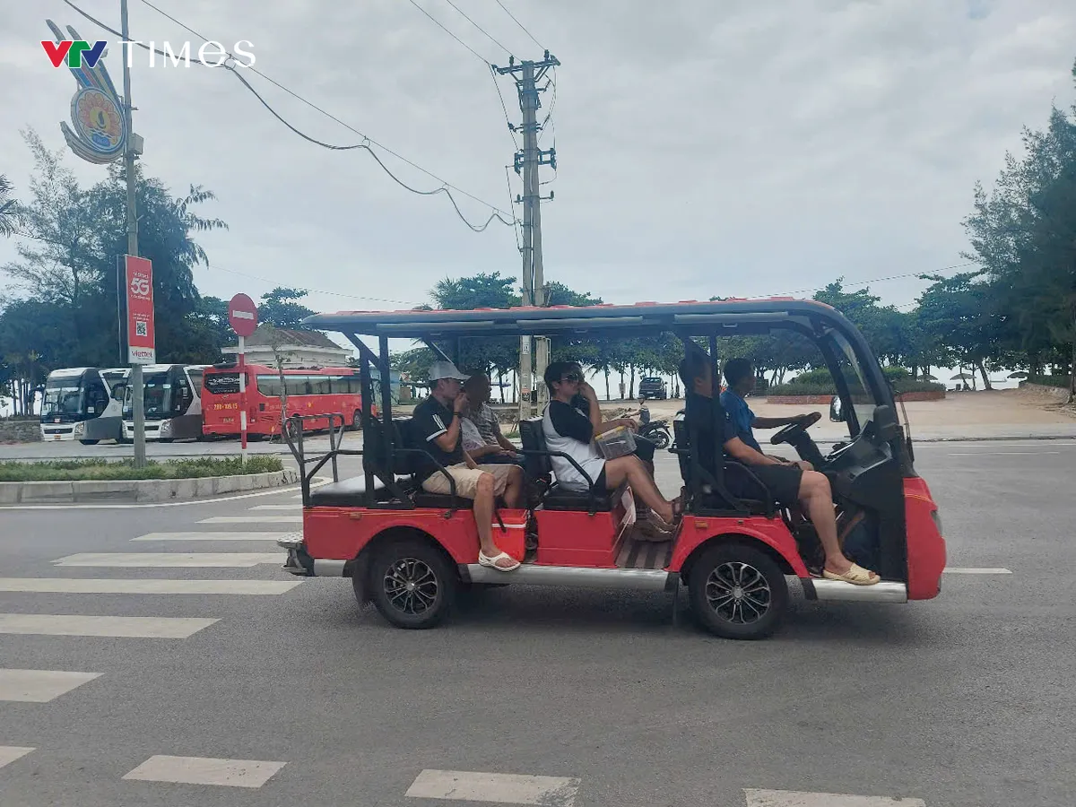 Nghệ An: Hàng trăm chủ xe điện Cửa Lò đồng loạt “kêu cứu” - Ảnh 2.