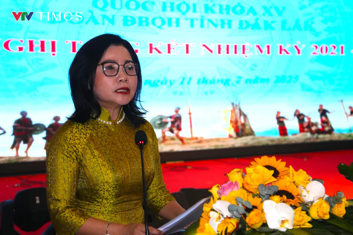 Từ nghị trường đến buôn làng: Đoàn ĐBQH tỉnh Đắk Lắk để lại nhiều dấu ấn nhiệm kỳ 2021 – 2026 - Ảnh 1.