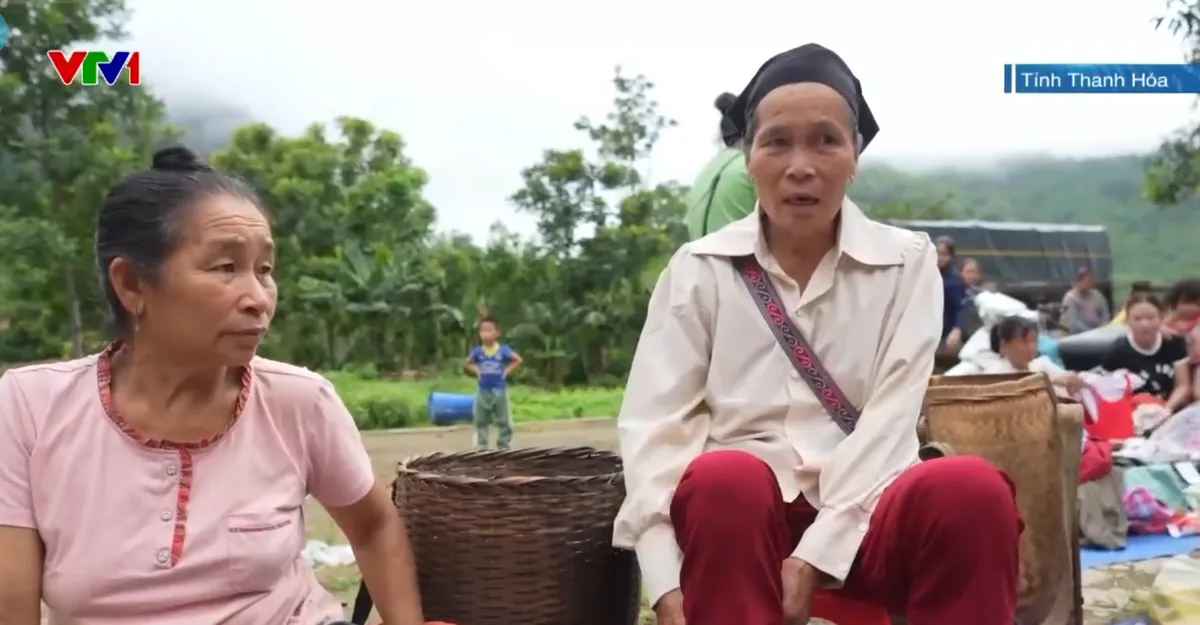Nghĩa tình phiên chợ biên cương- Ảnh 1. Nghĩa tình phiên chợ biên cương- Ảnh 1.