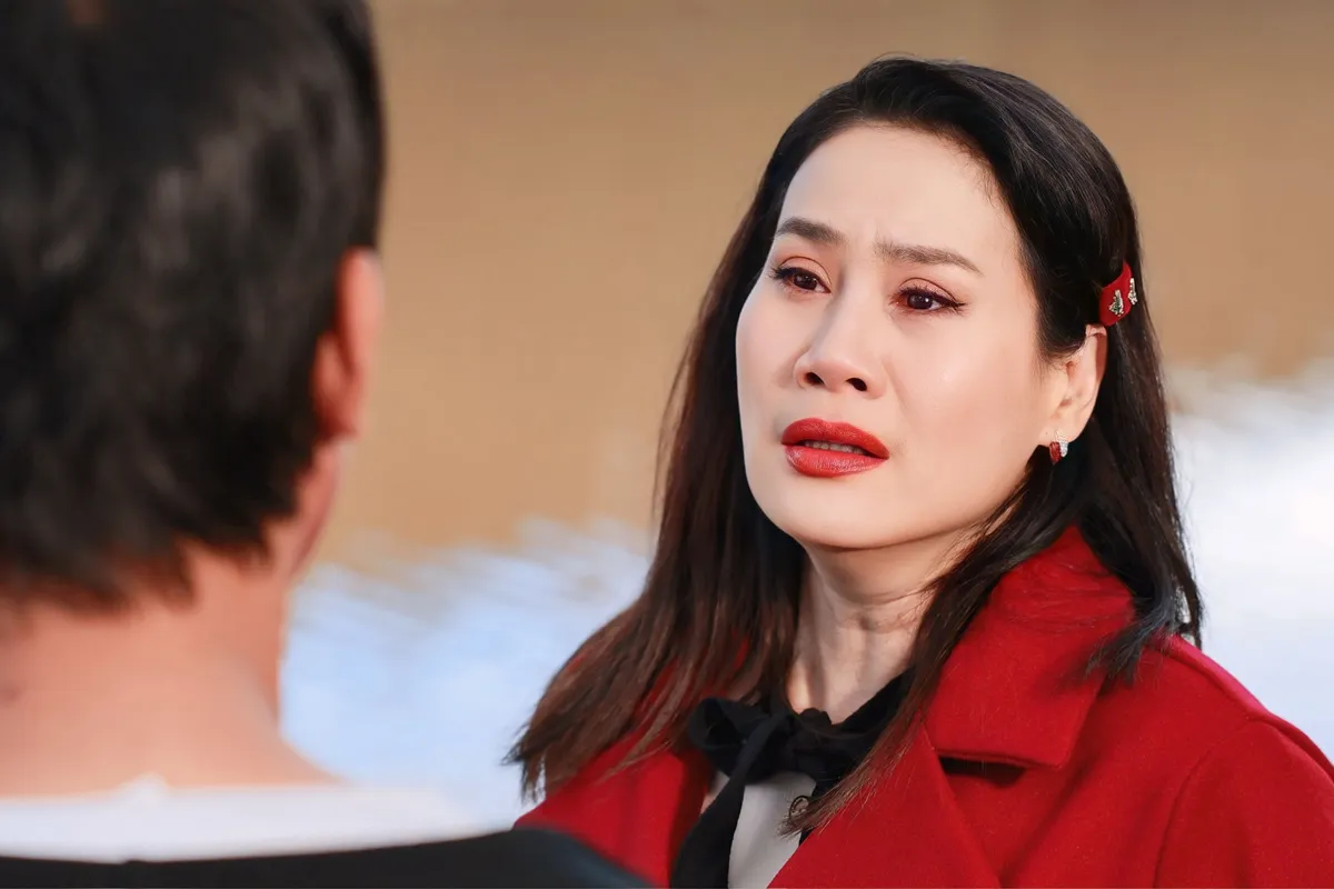 Thân Thúy Hà khác lạ trong vai nàng dâu nhẫn nhịn - Ảnh 5.