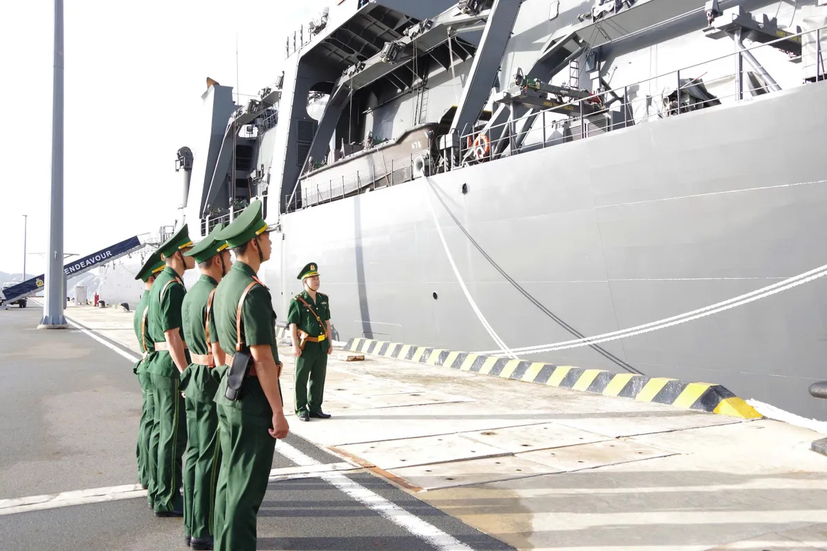 Bộ đội Biên phòng Khánh Hòa: Vững vàng bảo vệ chủ quyền, quyết liệt đấu tranh với tội phạm trên biển - Ảnh 2.