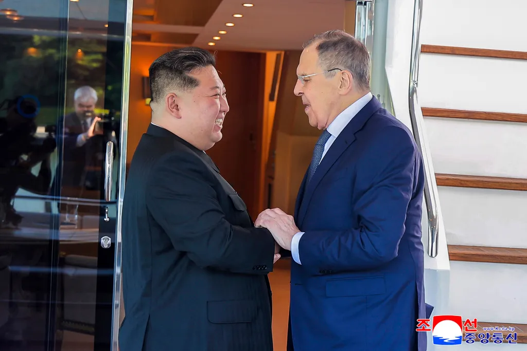 Chủ tịch Triều Tiên Kim Jong-un tái khẳng định ủng hộ Nga vô điều kiện - Ảnh 1. Chủ tịch Triều Tiên Kim Jong-un tái khẳng định ủng hộ Nga vô điều kiện - Ảnh 1.