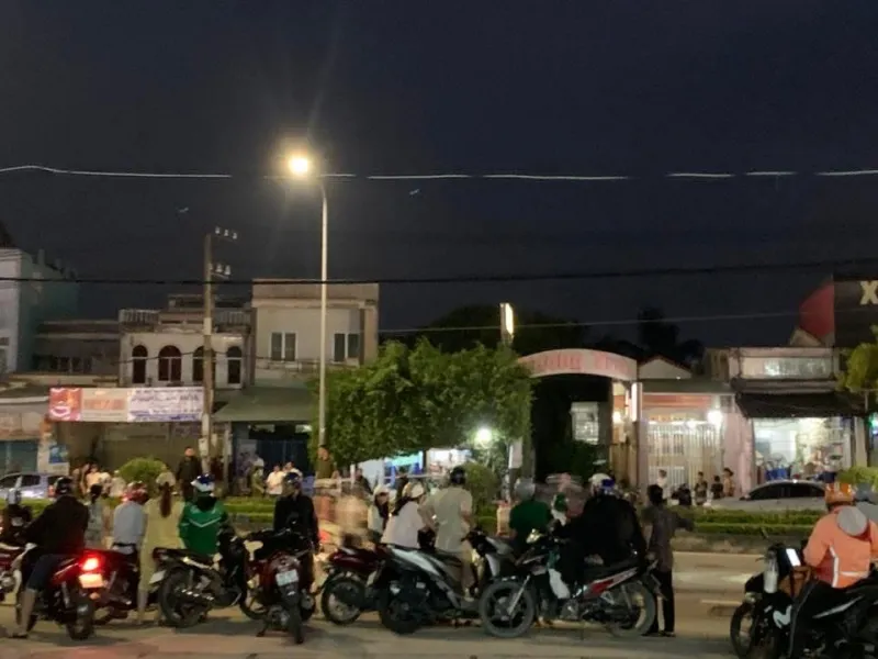 Một phụ nữ tử vong bất thường tại quán cà phê với vết cắt trên cổ - Ảnh 1.