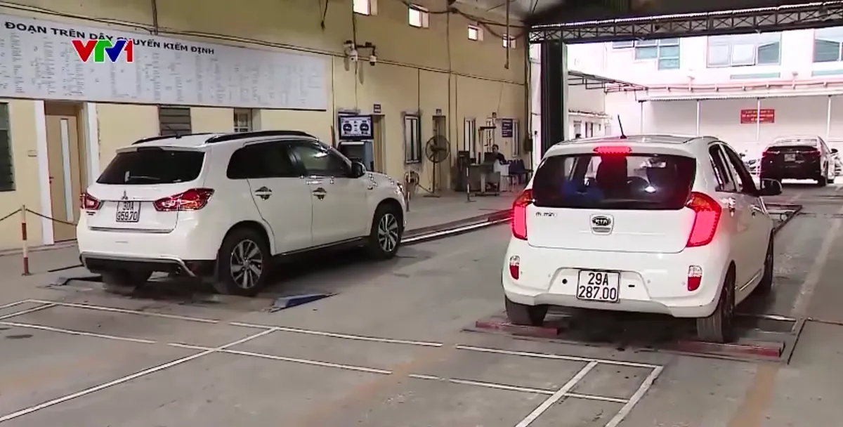 Mức phí kiểm định không còn phù hợp, các trung tâm đăng kiểm gặp khó - Ảnh 1.