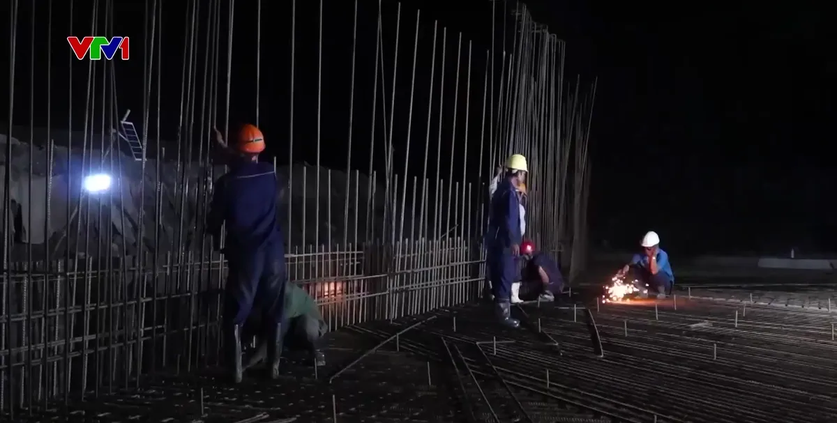 Đẩy nhanh tiến độ các dự án giao thông trọng điểm tại ĐBSCL - Ảnh 1.