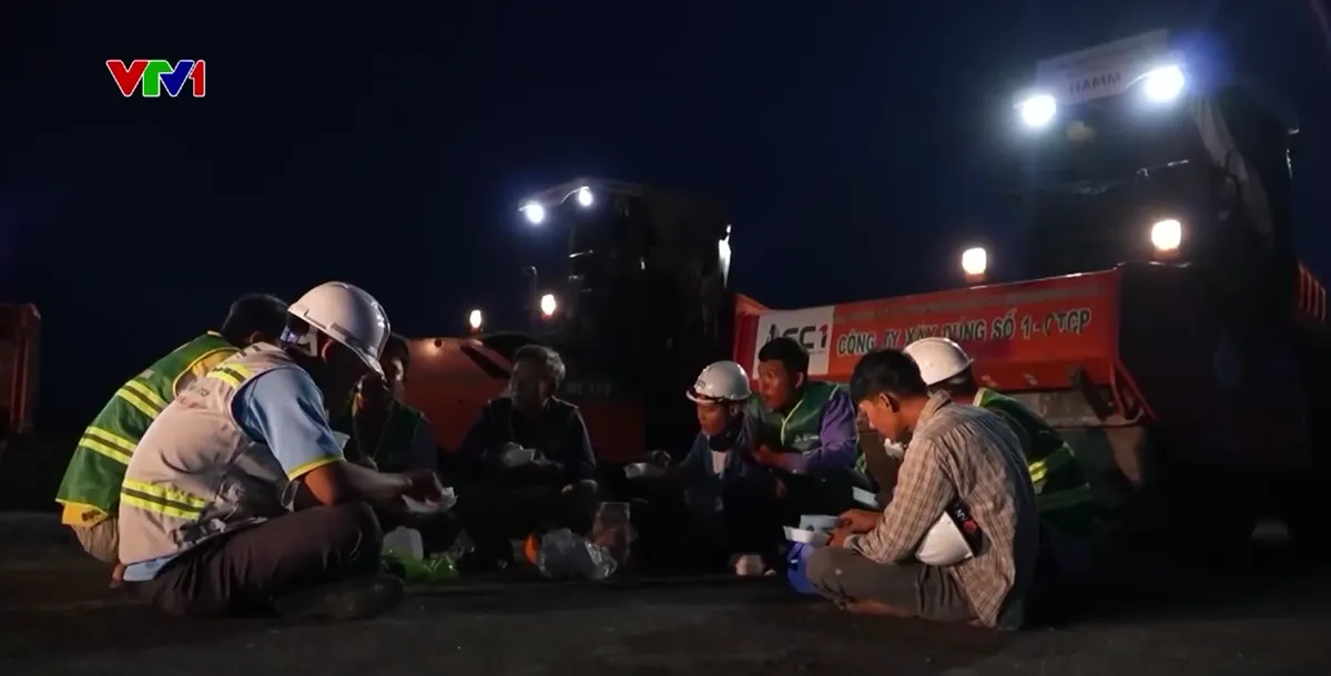 Đẩy nhanh tiến độ các dự án giao thông trọng điểm tại ĐBSCL - Ảnh 3.