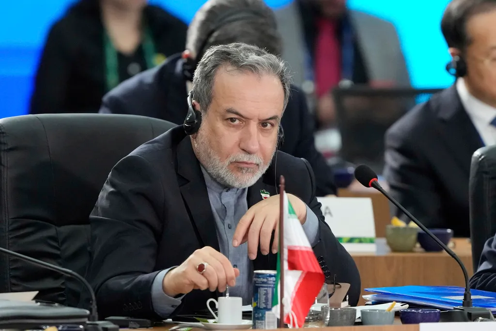 Iran: Lệnh trừng phạt của LHQ sẽ chấm dứt vai trò của châu Âu trong vấn đề hạt nhân - Ảnh 1.