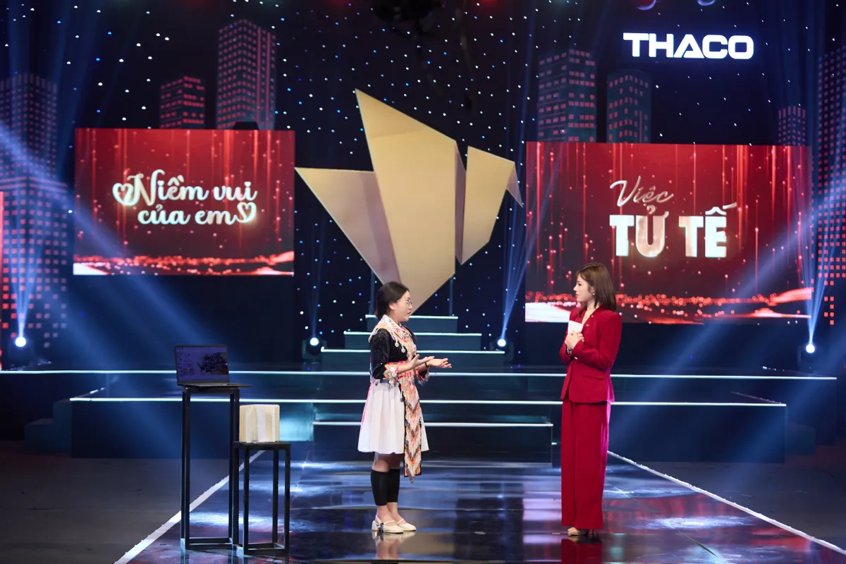 Ấn tượng Việc tử tế tháng 7: Nụ cười và cả những giọt nước mắt của những người "gieo những niềm vui" - Ảnh 4.