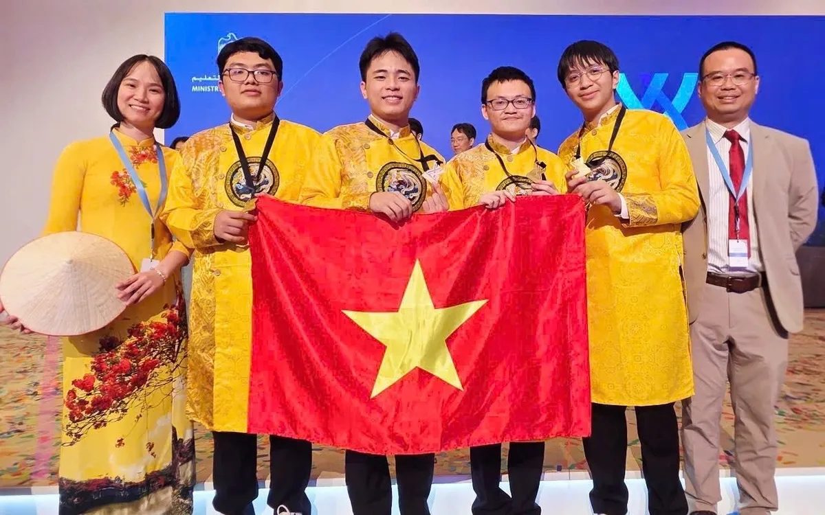 Đoàn Việt Nam tham dự Kỳ thi Olympic Hóa học Quốc tế 2025.
Đoàn Việt Nam tham dự Kỳ thi Olympic Hóa học Quốc tế 2025.