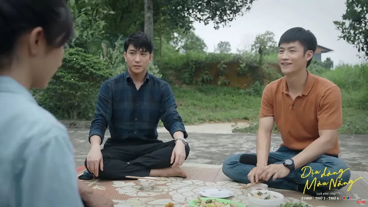 Dịu dàng màu nắng - Tập 30: Nghĩa bàng hoàng vì thấy Xuân - Phong thân mật - Ảnh 3.