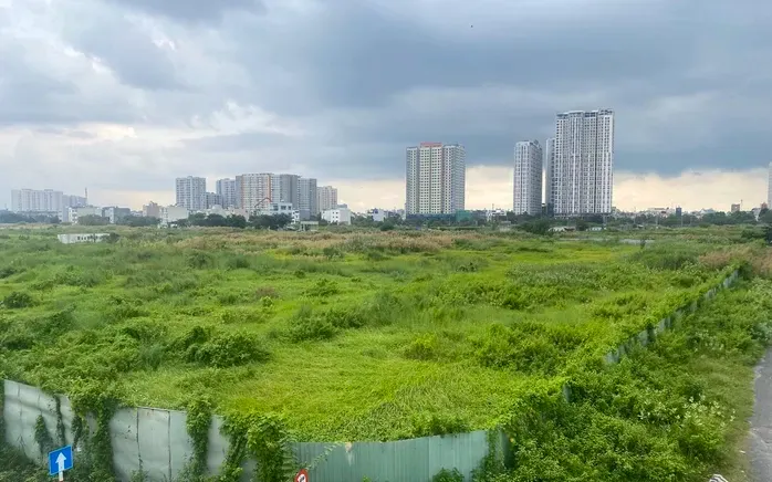 Đề xuất điều chỉnh giảm thu bổ sung tiền sử dụng đất xuống còn 3,6% Đề xuất điều chỉnh giảm thu bổ sung tiền sử dụng đất xuống còn 3,6%