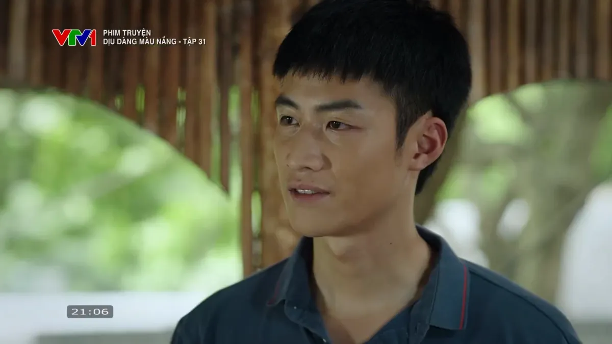 Dịu d&agrave;ng m&agrave;u nắng - Tập 31: Bắc đấm &ldquo;kh&aacute;ch VIP&rdquo; bảo vệ vợ - Ảnh 2.